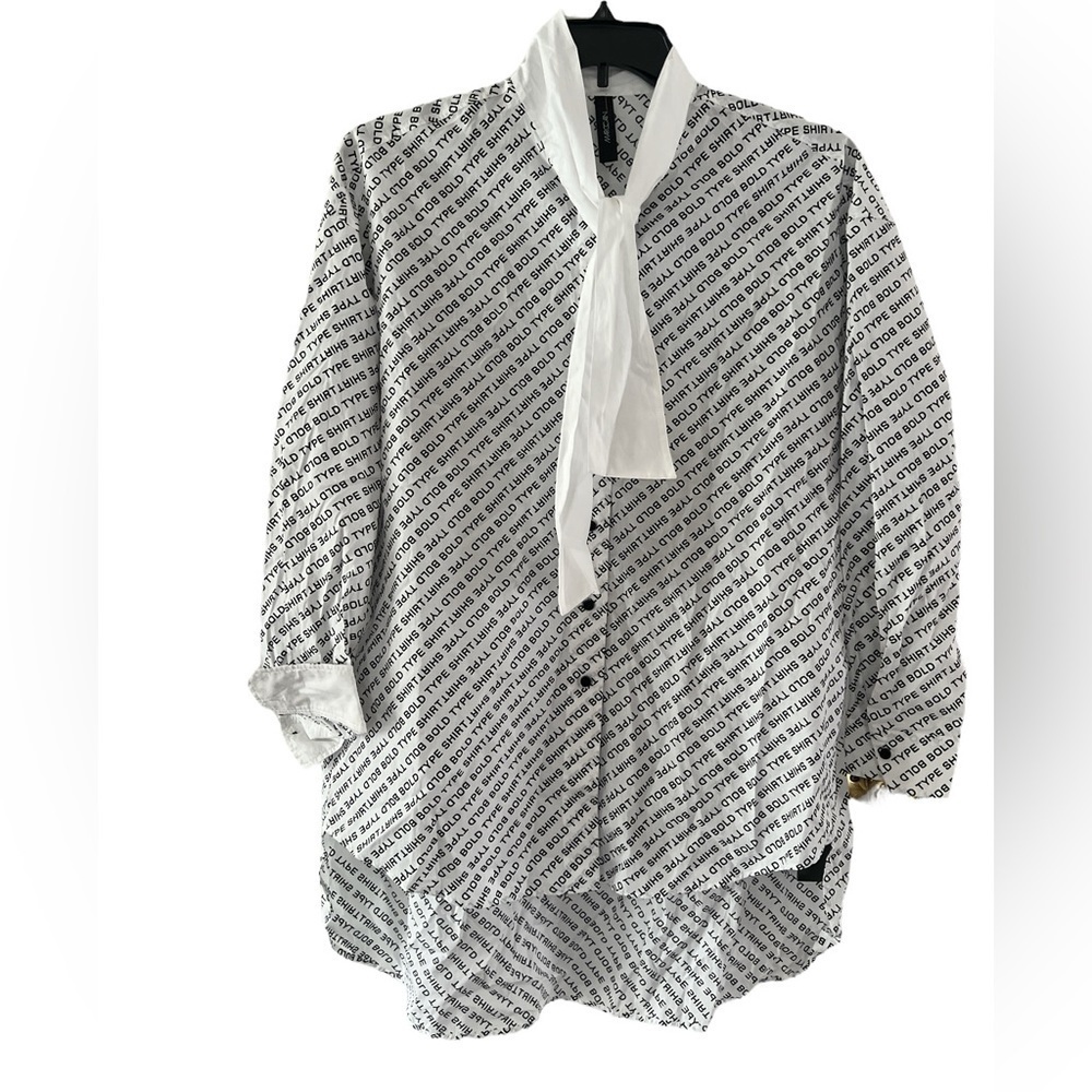 Marc Cain Black White Monogram Button Down Top Hi lo Designer
